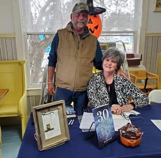 Book Signing with Kelly Swingle and her book, 30 days to live.